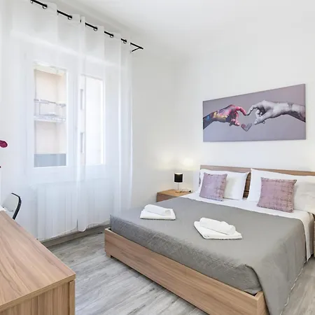 Essenza Moderna Park E Ospedale * بريشا